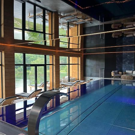 Rezidence U Jezera Hotell Jeseník Exteriör bild