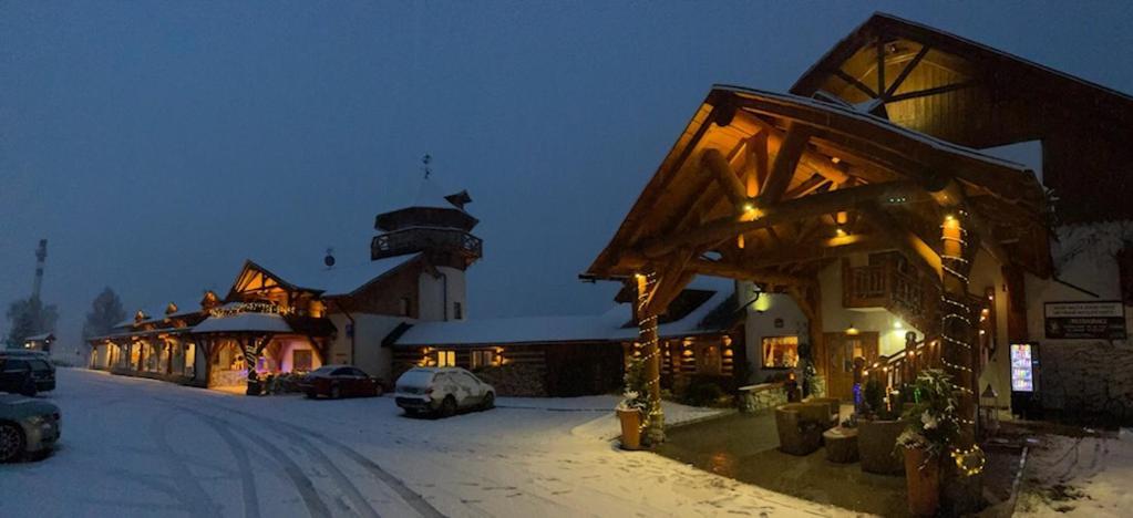 Rezidence U Jezera Hotell Jeseník Exteriör bild