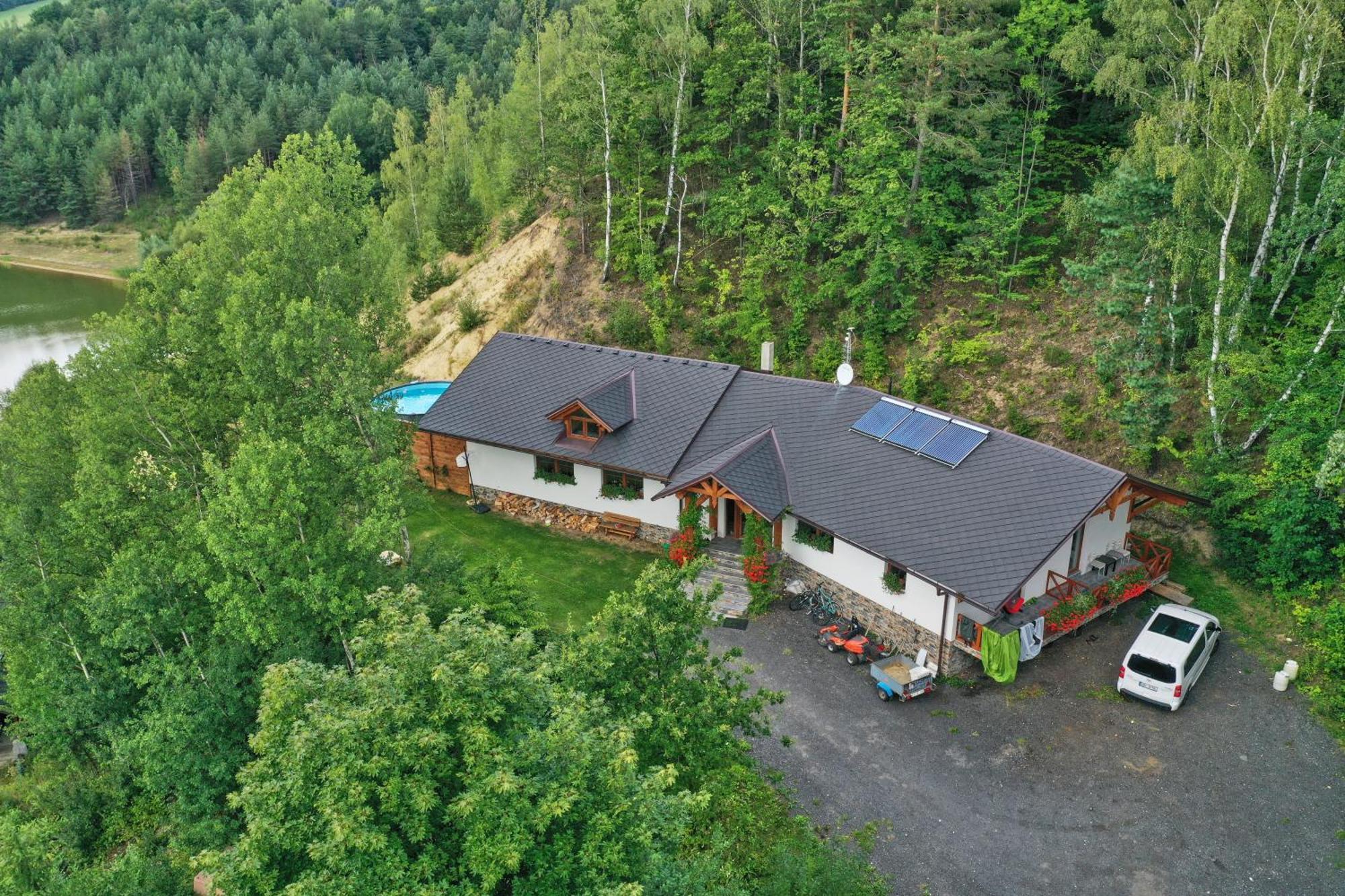 Rezidence U Jezera Hotell Jeseník Rum bild