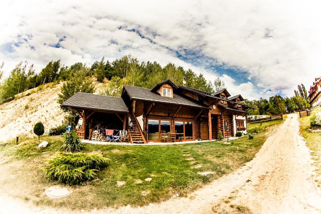 Rezidence U Jezera Hotell Jeseník Exteriör bild