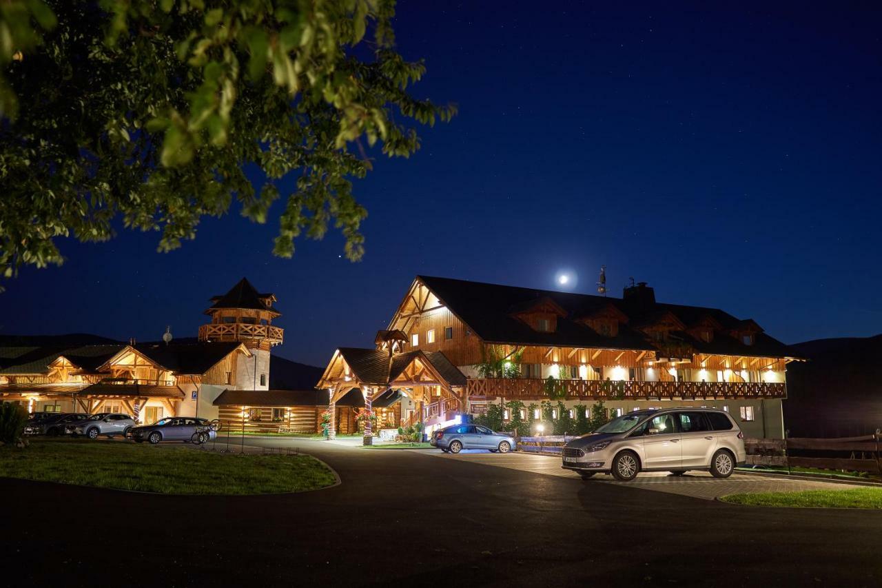 Rezidence U Jezera Hotell Jeseník Exteriör bild